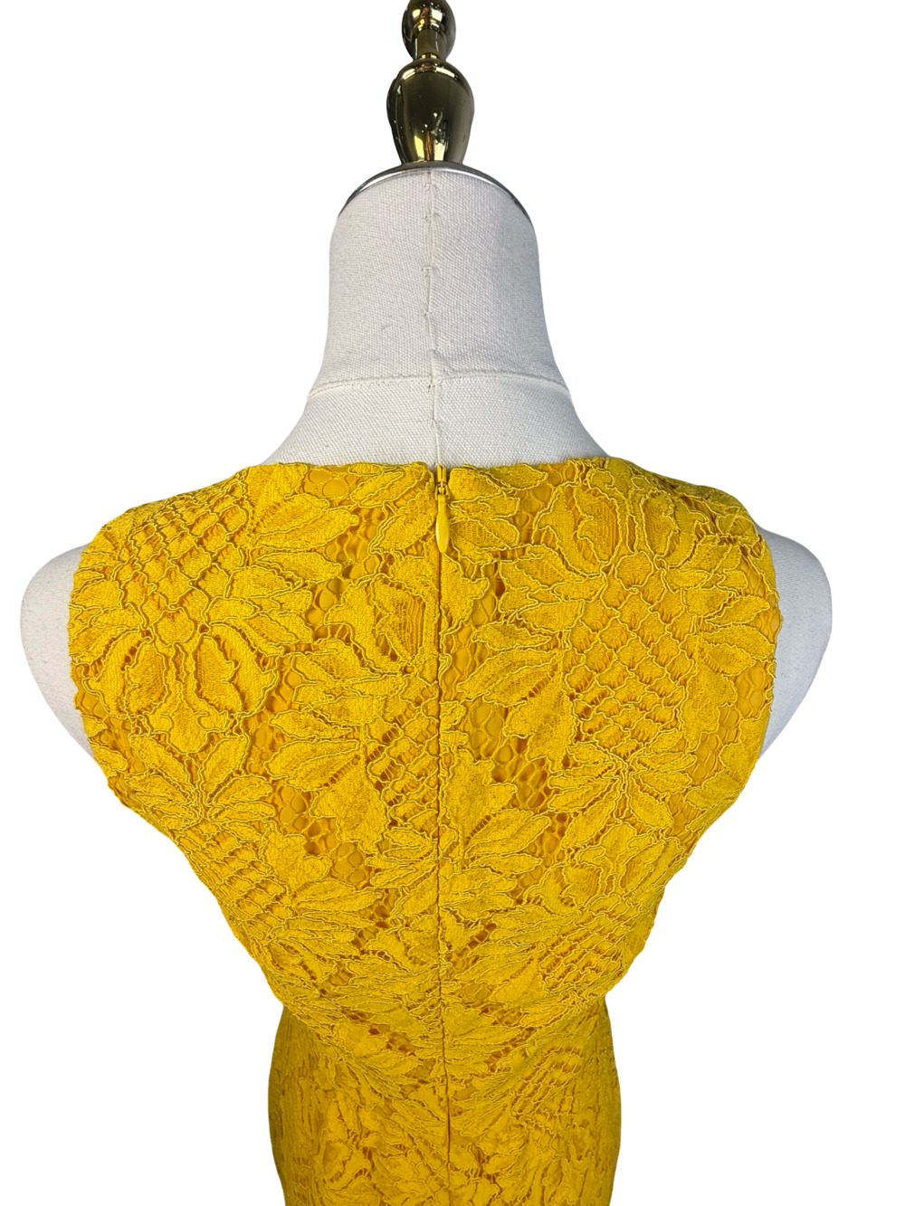 Trina Turk Yellow Floral Lace Sleeveless Sheath Dress Size 0 NWT! - Picture 5 of 10